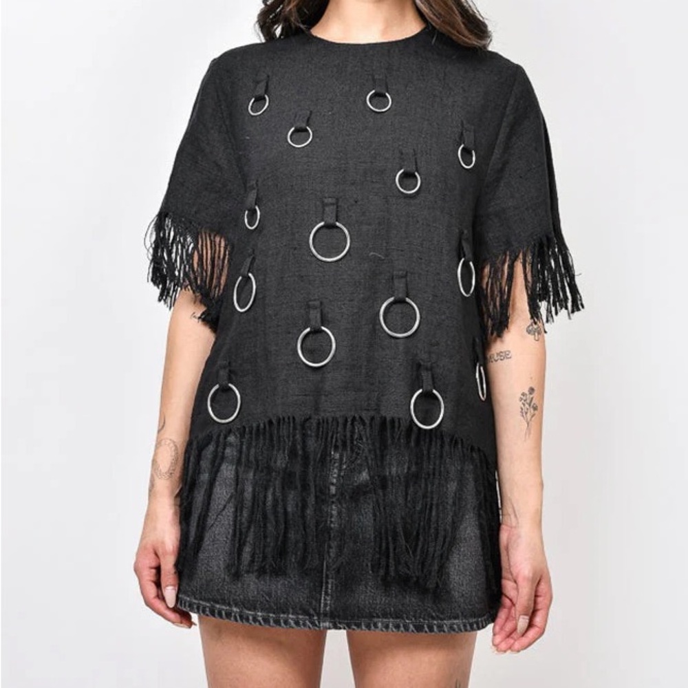 MSGM BLACK TOP WITH SILVER RING DETAILS